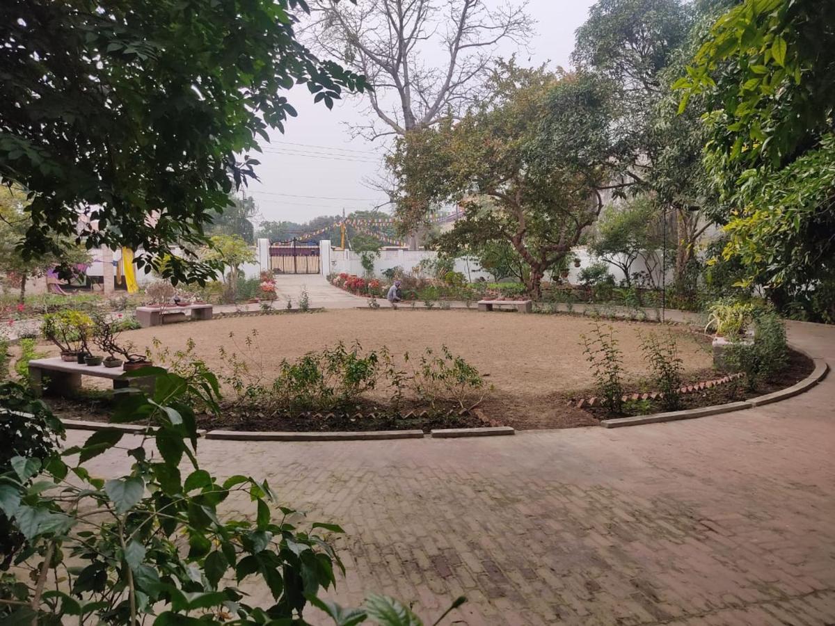 Vatika Homestay Bénarès Extérieur photo